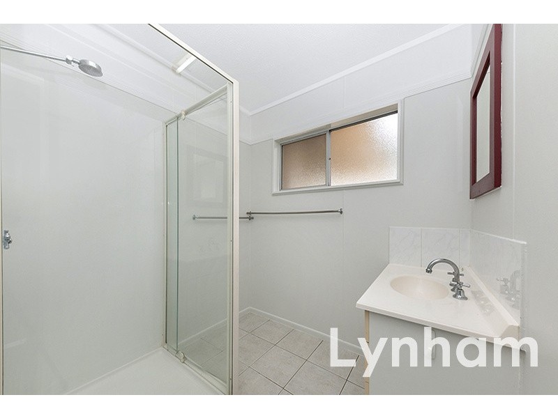 18 Hall Street, Kirwan QLD 4817