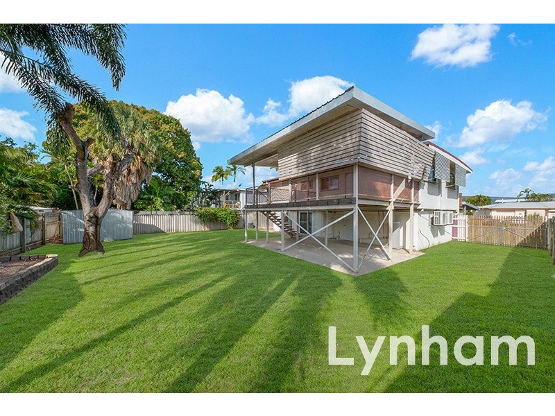 18 Hall Street, Kirwan QLD 4817