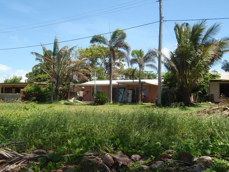 51 Cay Street, Saunders Beach QLD 4818