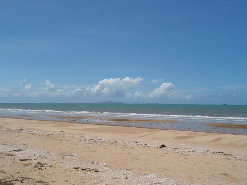 51 Cay Street, Saunders Beach QLD 4818