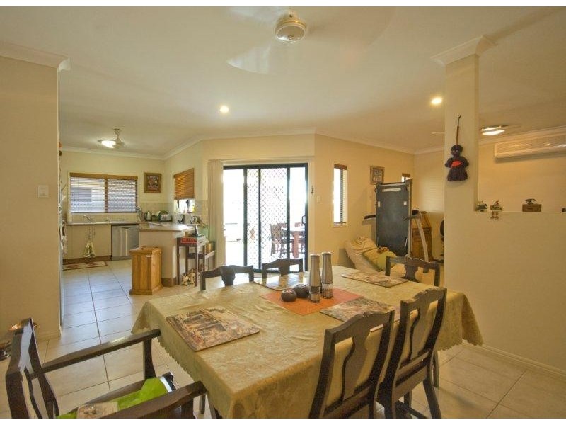 67 Bamboo Crescent, Mount Louisa QLD 4814