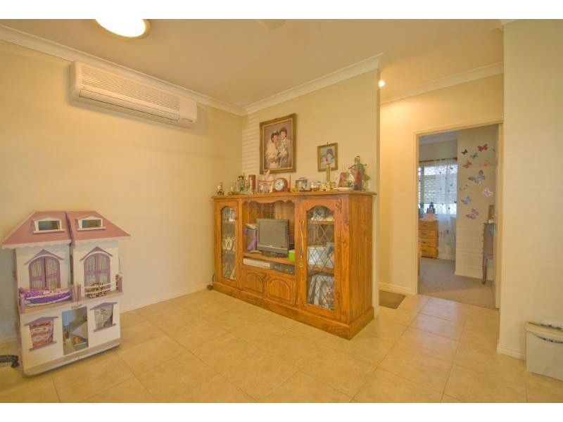 67 Bamboo Crescent, Mount Louisa QLD 4814