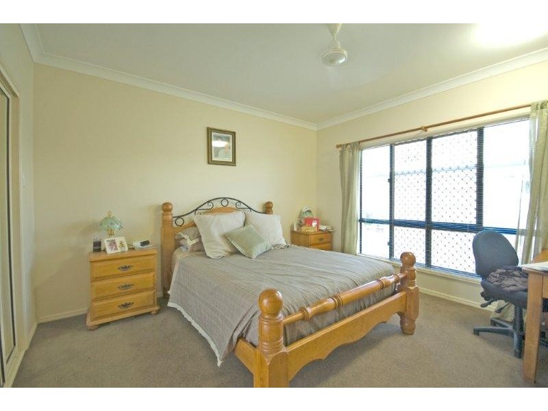 67 Bamboo Crescent, Mount Louisa QLD 4814