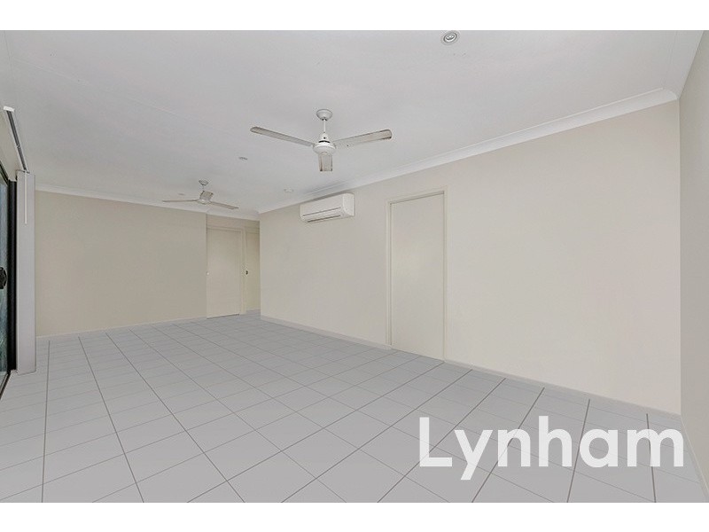 25 Tipperary Street, Mount Low QLD 4818