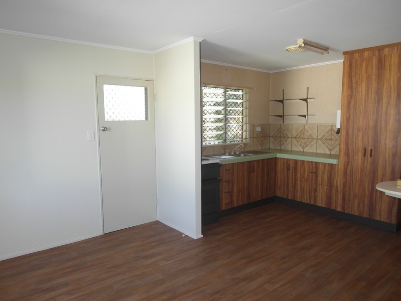 285 Charles Street, Heatley QLD 4814