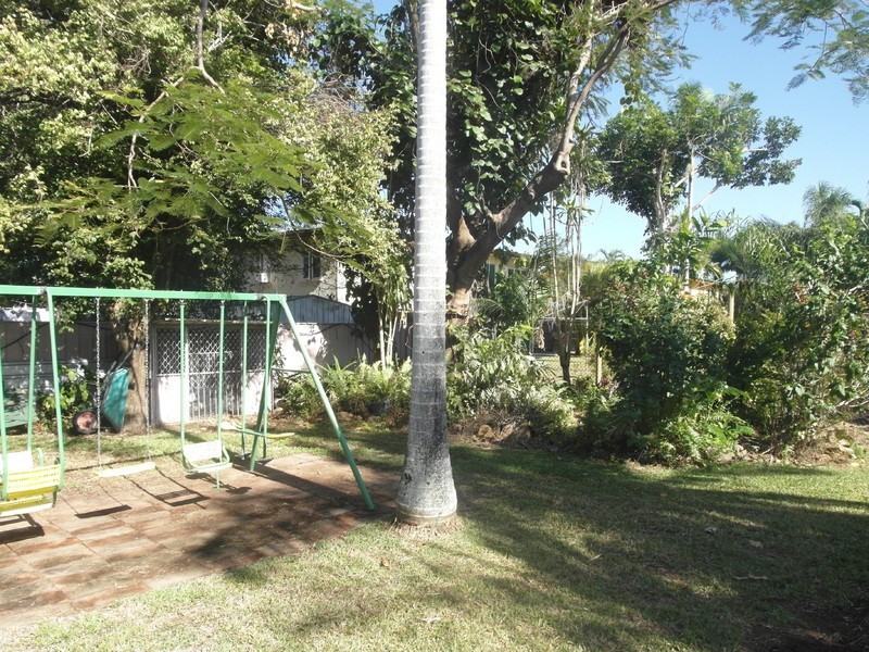 285 Charles Street, Heatley QLD 4814