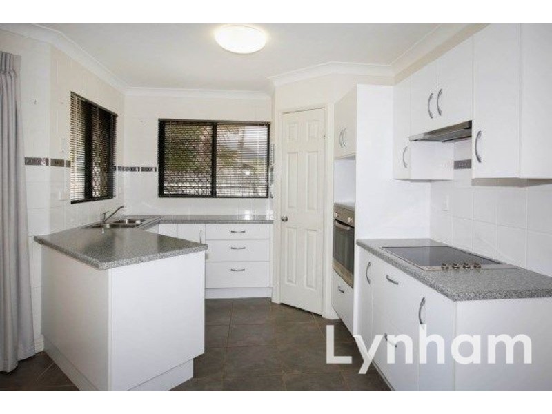 69 Feeney Avenue, Rasmussen QLD 4815