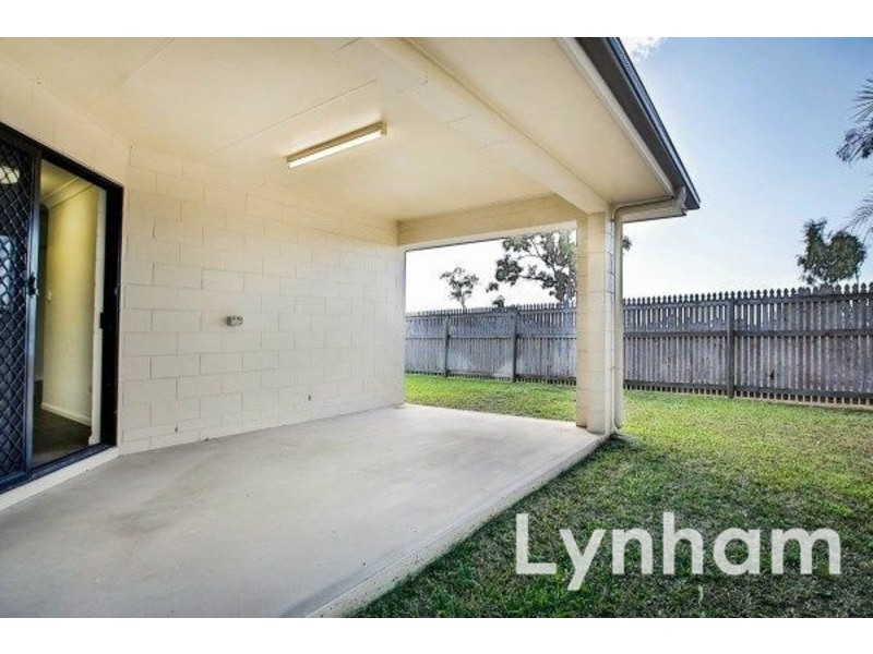 69 Feeney Avenue, Rasmussen QLD 4815