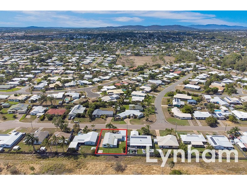 38 Amber Avenue, Rasmussen QLD 4815