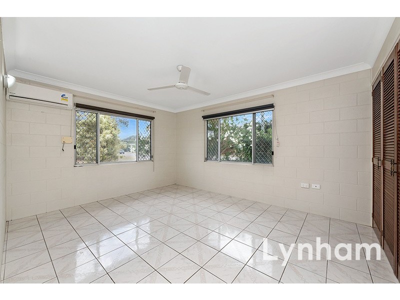 203 Pinnacle Drive, Rasmussen QLD 4815