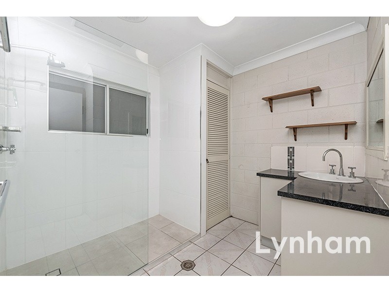 203 Pinnacle Drive, Rasmussen QLD 4815