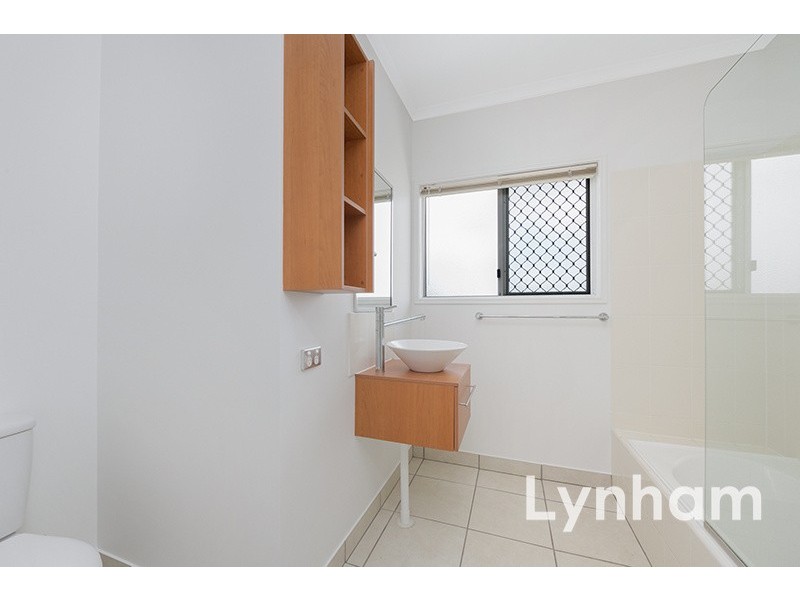 122/1-19 Burnda Street, Kirwan QLD 4817