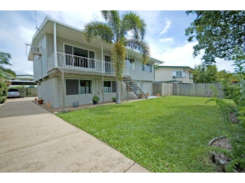 10 Tilanus Street, Heatley QLD 4814