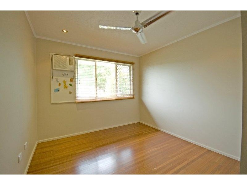 10 Tilanus Street, Heatley QLD 4814