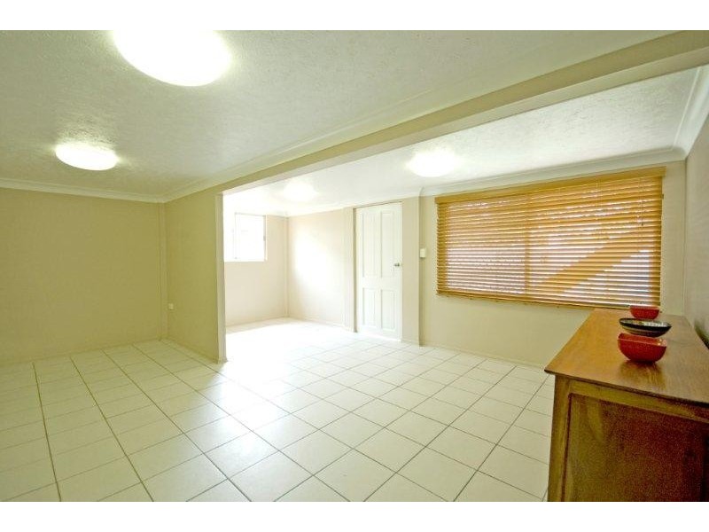 10 Tilanus Street, Heatley QLD 4814