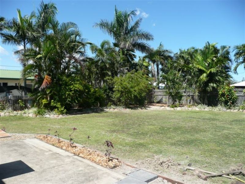 2 Pearl Court, Deeragun QLD 4818