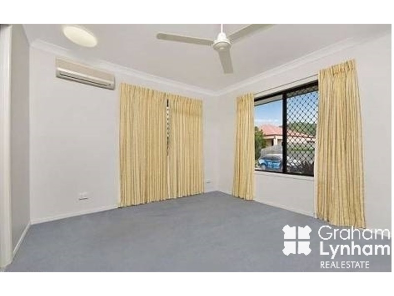 12 Cockatoo Circuit, Douglas QLD 4814