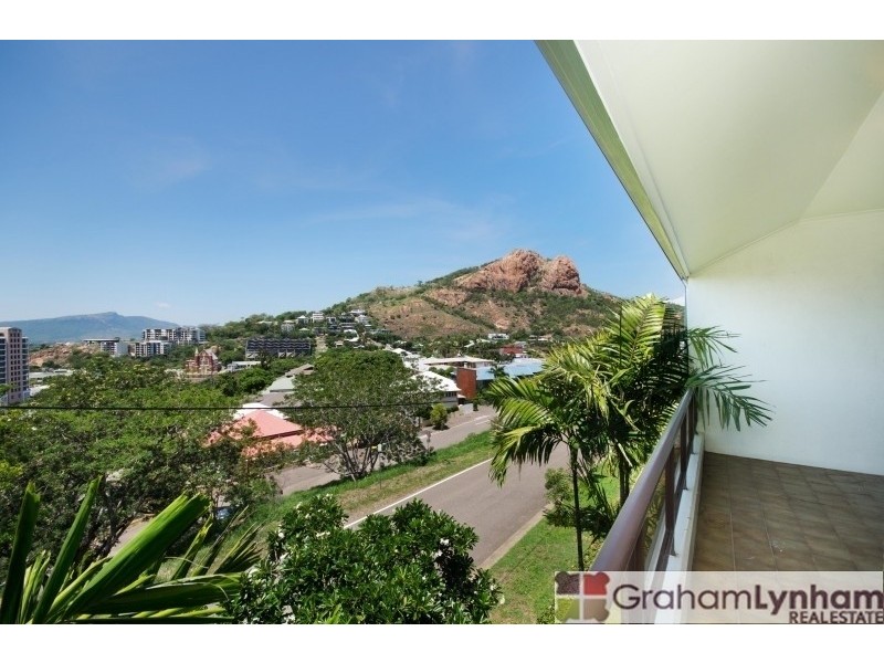 27/15 Hale Street, North Ward QLD 4810