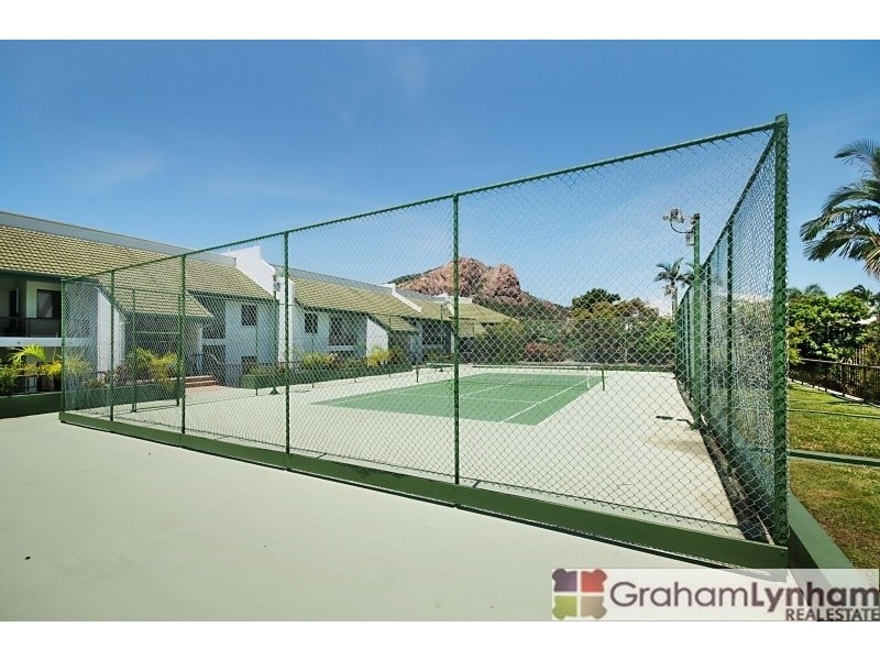 27/15 Hale Street, North Ward QLD 4810