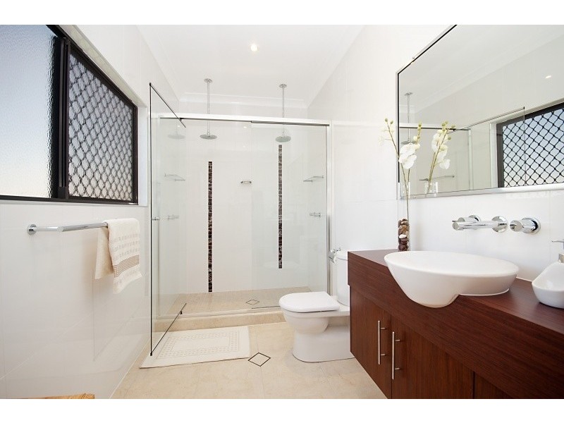 23 Outlook Crescent, Douglas QLD 4814