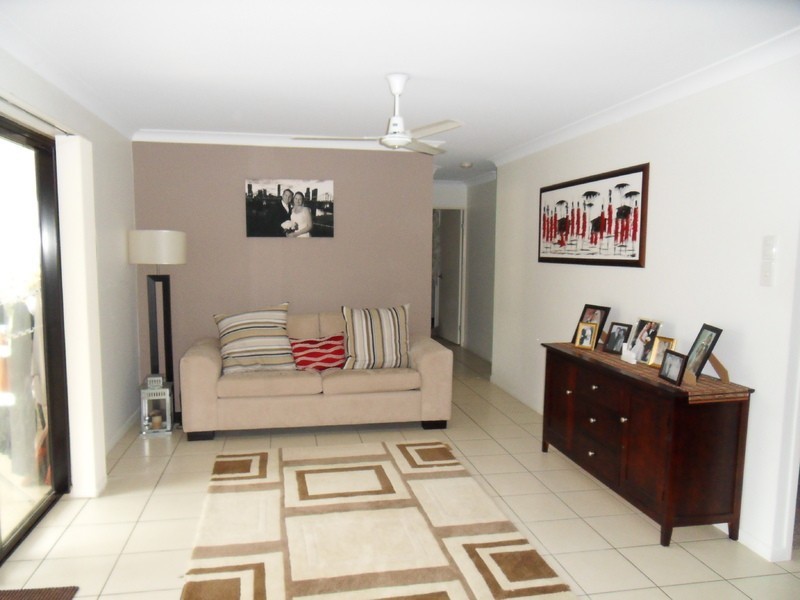 30 Elphinstone Drive, Kirwan QLD 4817