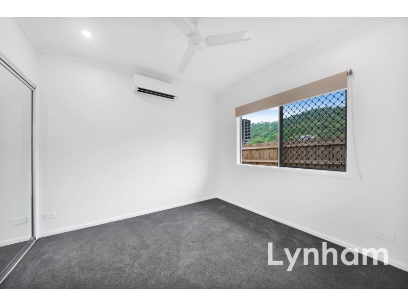 4 Blue Coolabah Close, Douglas QLD 4814