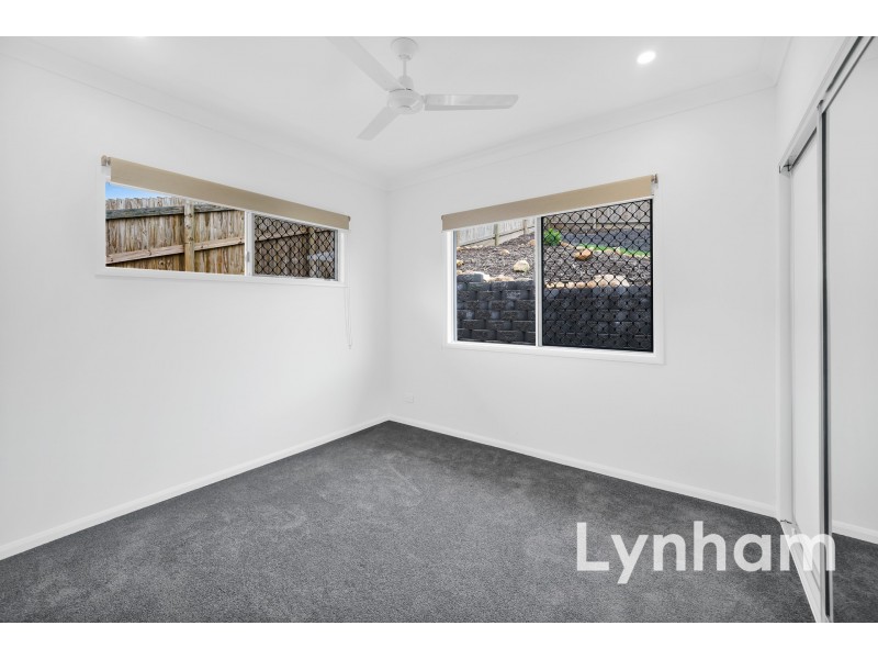 4 Blue Coolabah Close, Douglas QLD 4814