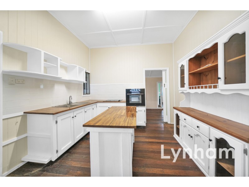 2 Ferntree Street, Kirwan QLD 4817