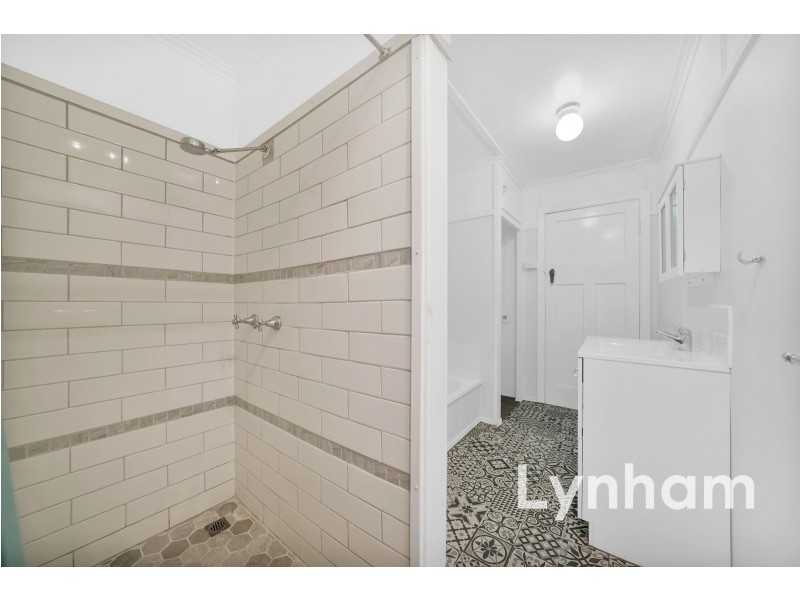 2 Ferntree Street, Kirwan QLD 4817