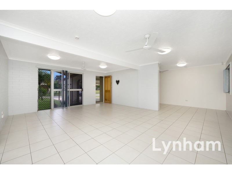 35 Valencia Street, Cranbrook QLD 4814