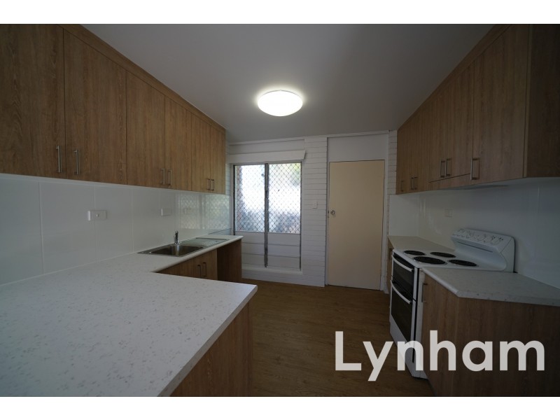 2/4 Derby Street, Pimlico QLD 4812