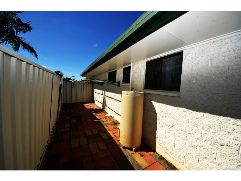 6 Salisbury Crescent, Kirwan QLD 4817