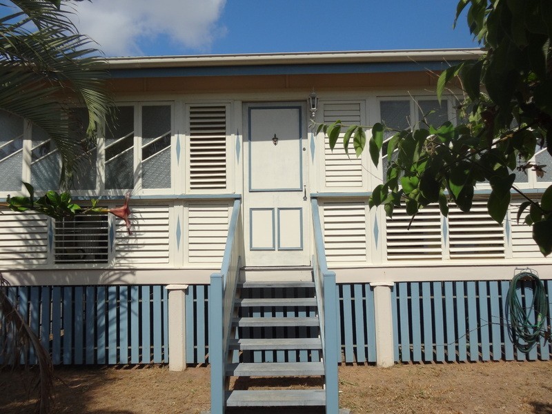 14 Echlin Street, West End QLD 4810