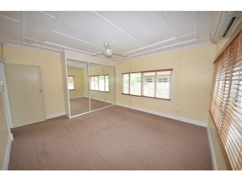 25 Russell Street, Aitkenvale QLD 4814