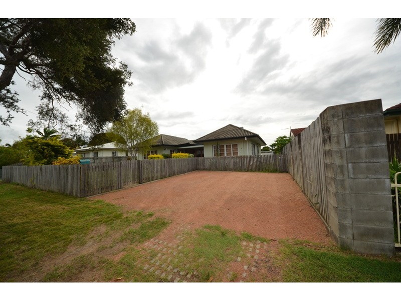 25 Russell Street, Aitkenvale QLD 4814