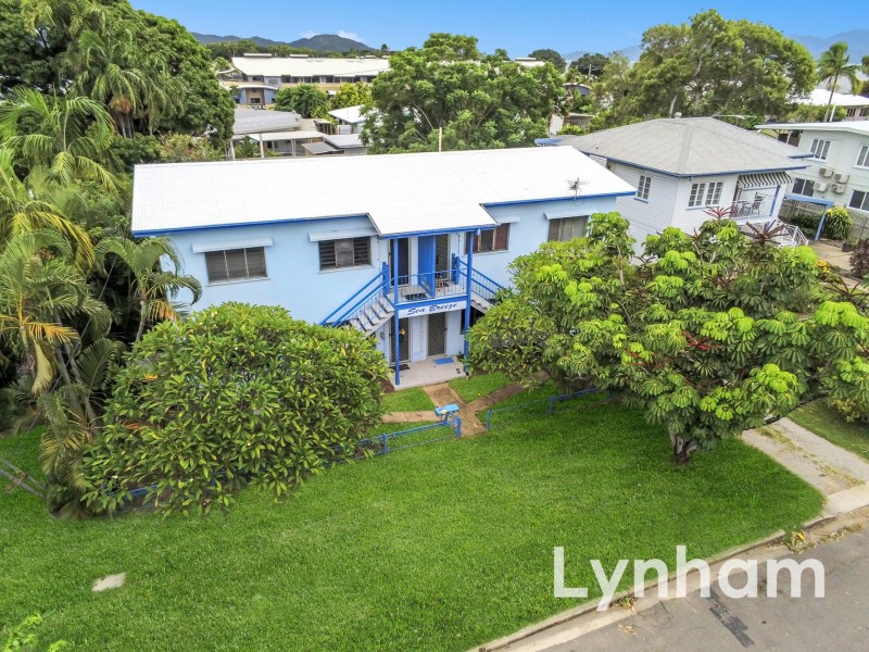 7 Falcon Street, Rowes Bay QLD 4810