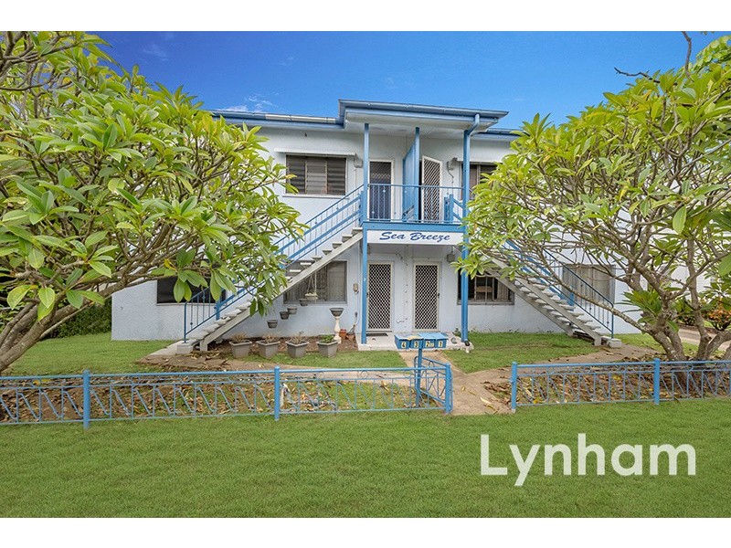 7 Falcon Street, Rowes Bay QLD 4810