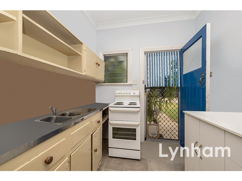 7 Falcon Street, Rowes Bay QLD 4810