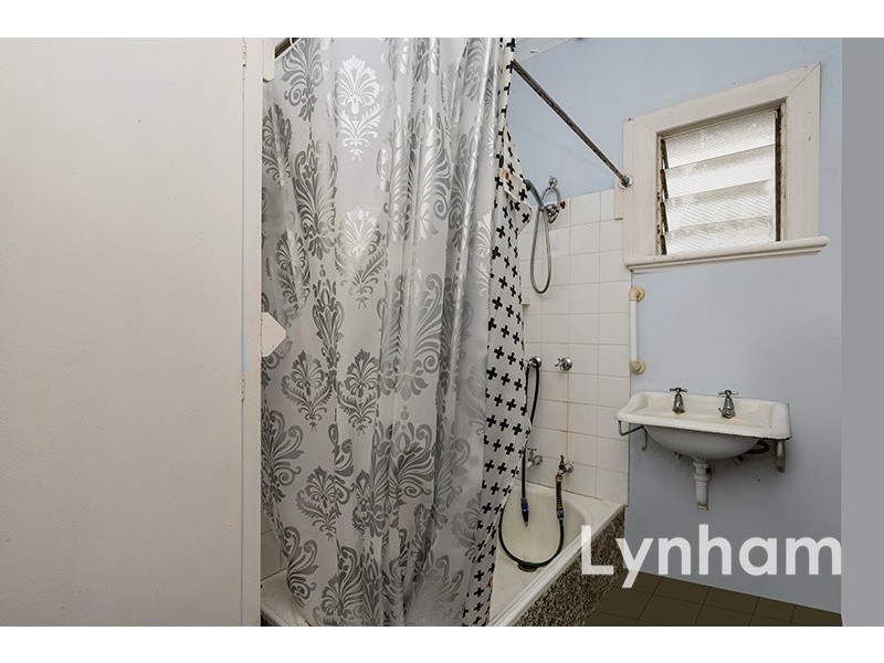 7 Falcon Street, Rowes Bay QLD 4810