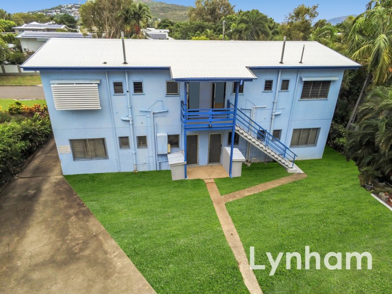 7 Falcon Street, Rowes Bay QLD 4810