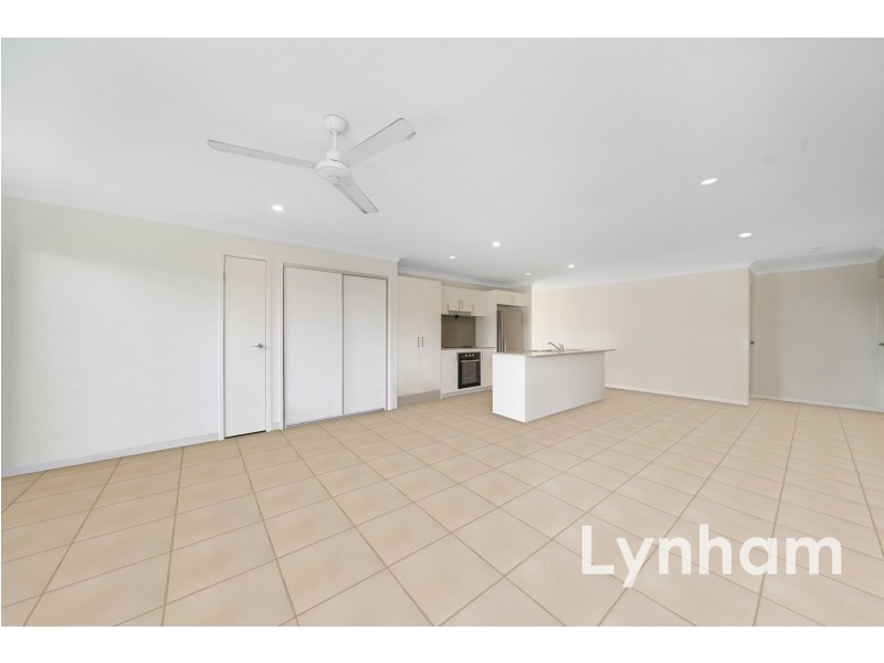 1/50 Savannah Chase, Burdell QLD 4818