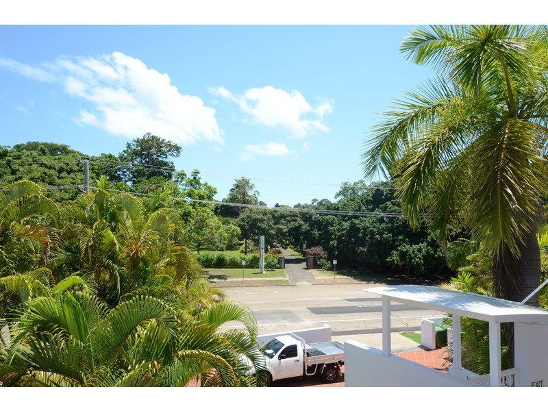 3/8 Paxton Street, North Ward QLD 4810