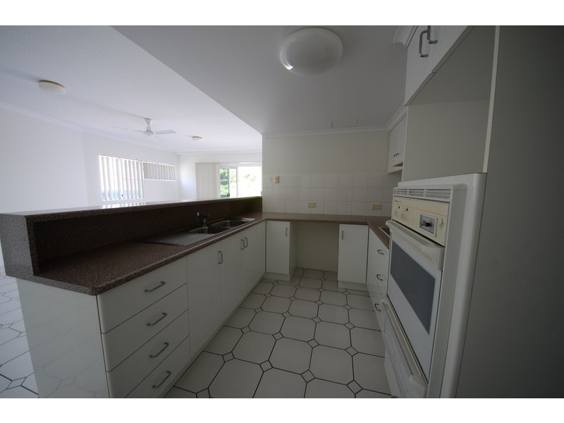 3/8 Paxton Street, North Ward QLD 4810