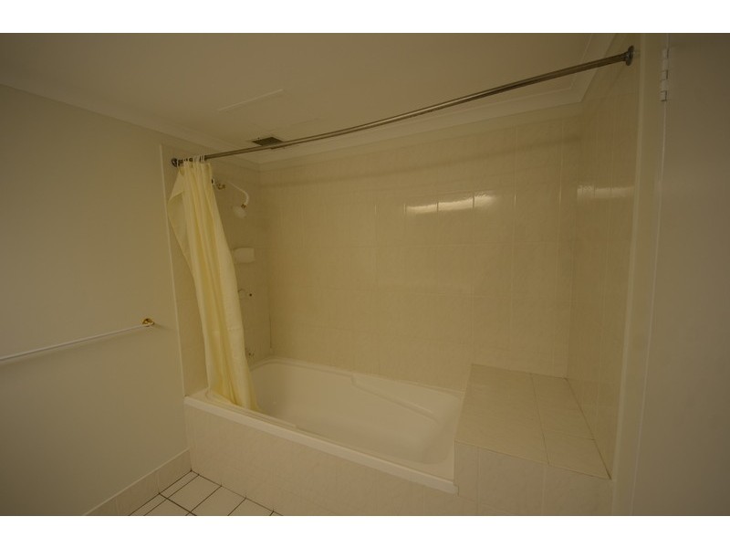 3/8 Paxton Street, North Ward QLD 4810