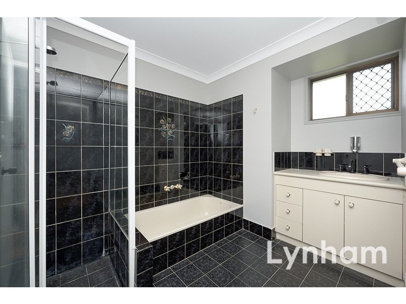 29 Shetland Place, Kelso QLD 4815