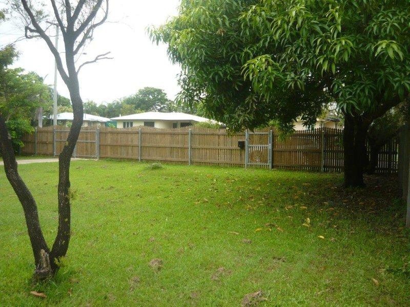 16 Garner Road, Kirwan QLD 4817