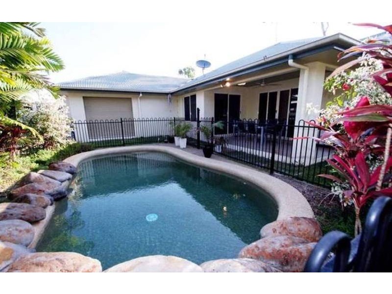 45 Greentree Circuit, Bushland Beach QLD 4818