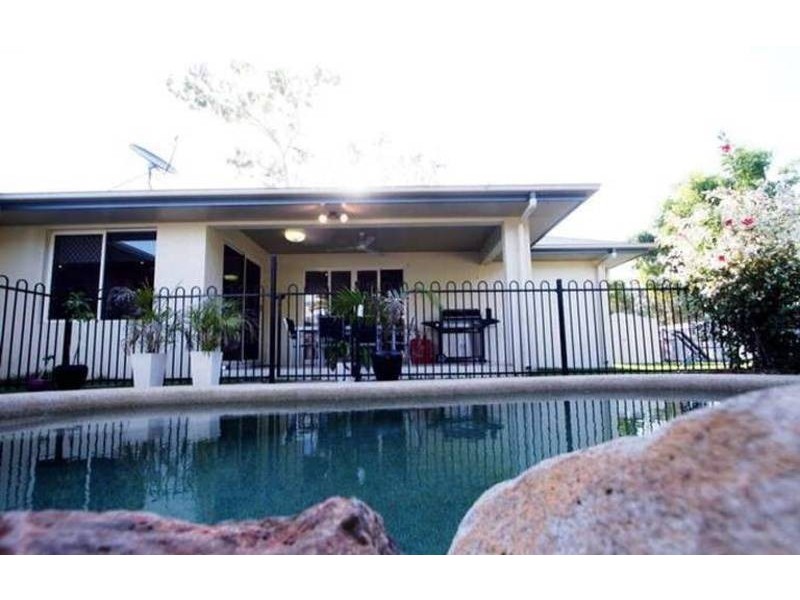 45 Greentree Circuit, Bushland Beach QLD 4818