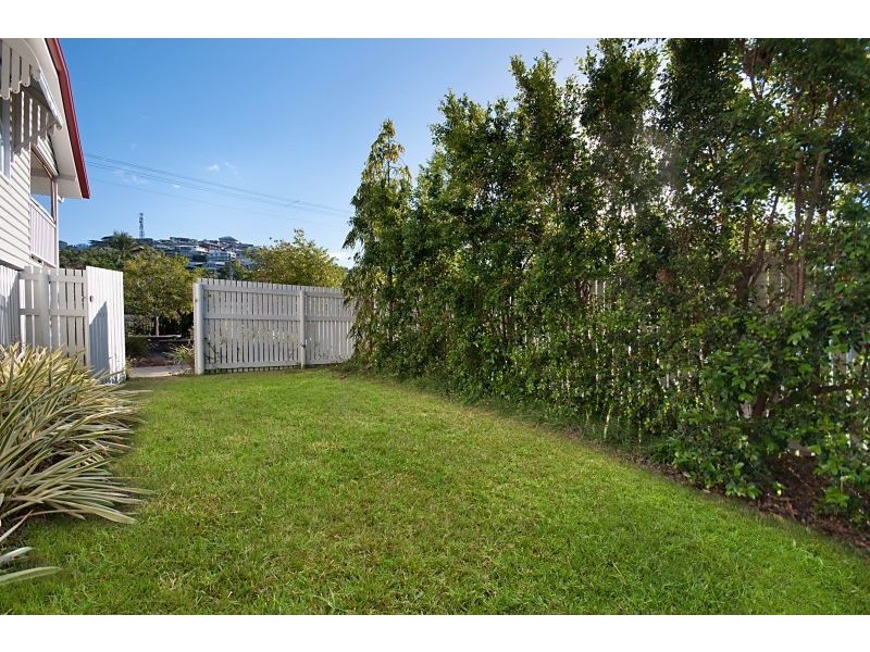 19 Rose Street, North Ward QLD 4810