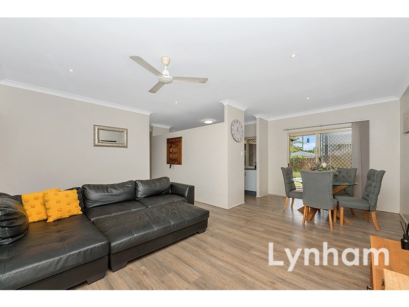 17 Heather Avenue, Rasmussen QLD 4815